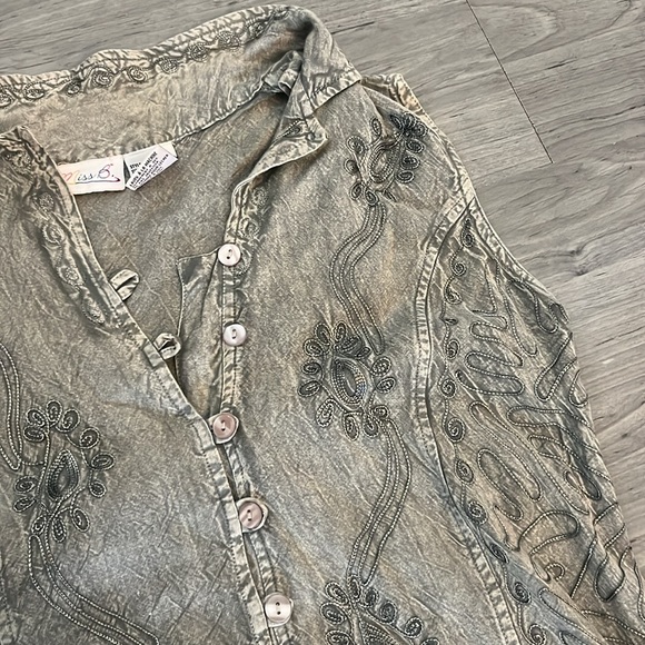 Miss B Green Washed Vintage Maxi Dress - Picture 4 of 4